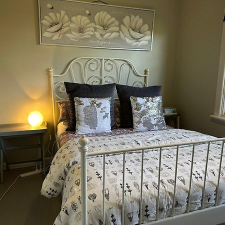 Bush Retreat Farm Stay 2 Bedroom Guest Suite Gelliondale Exterior photo