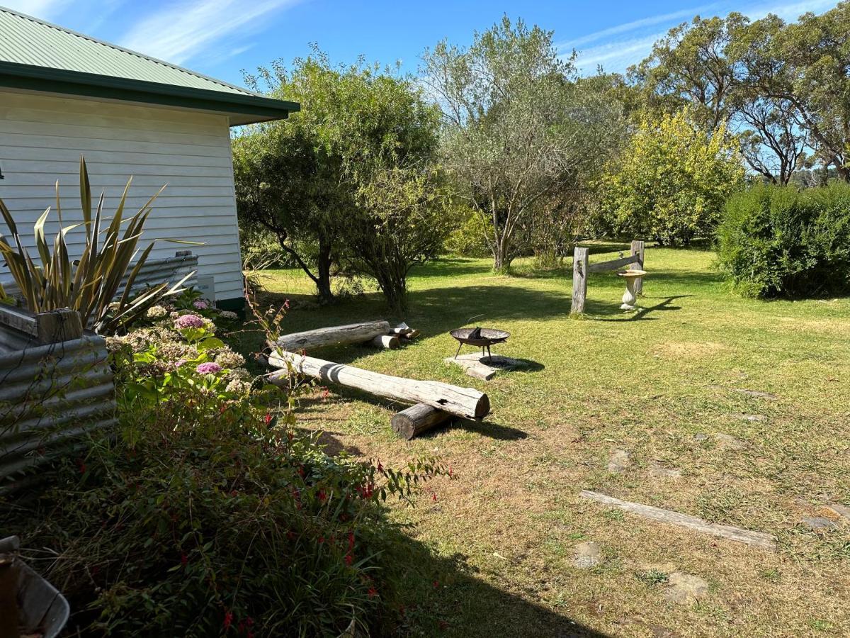 Bush Retreat Farm Stay 2 Bedroom Guest Suite Gelliondale Exterior photo